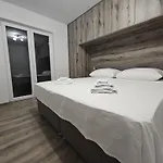 Lavanda Villa *